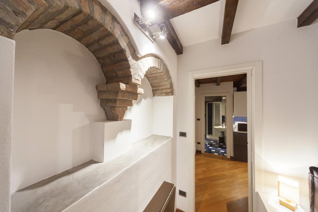 Ludovico De Varthema, Bologna Apartment ภายนอก รูปภาพ