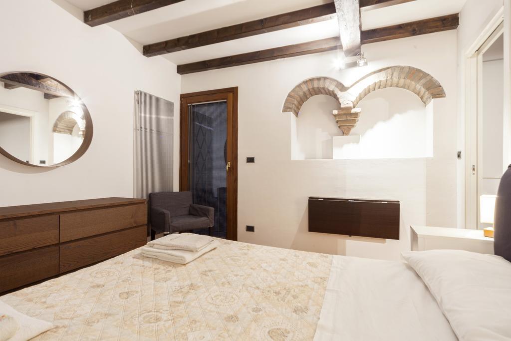 Ludovico De Varthema, Bologna Apartment ภายนอก รูปภาพ