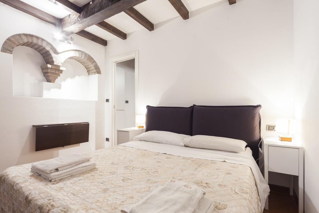 Ludovico De Varthema, Bologna Apartment ภายนอก รูปภาพ