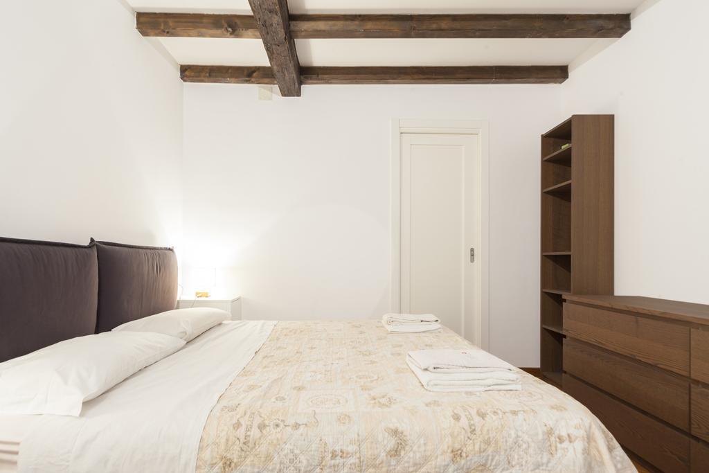 Ludovico De Varthema, Bologna Apartment ภายนอก รูปภาพ