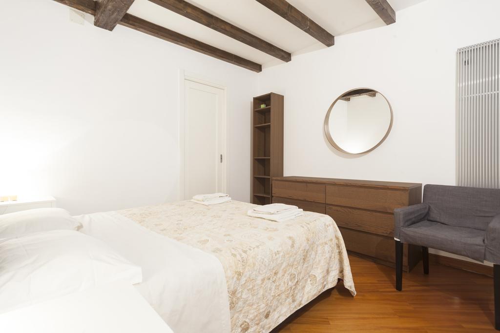 Ludovico De Varthema, Bologna Apartment ภายนอก รูปภาพ